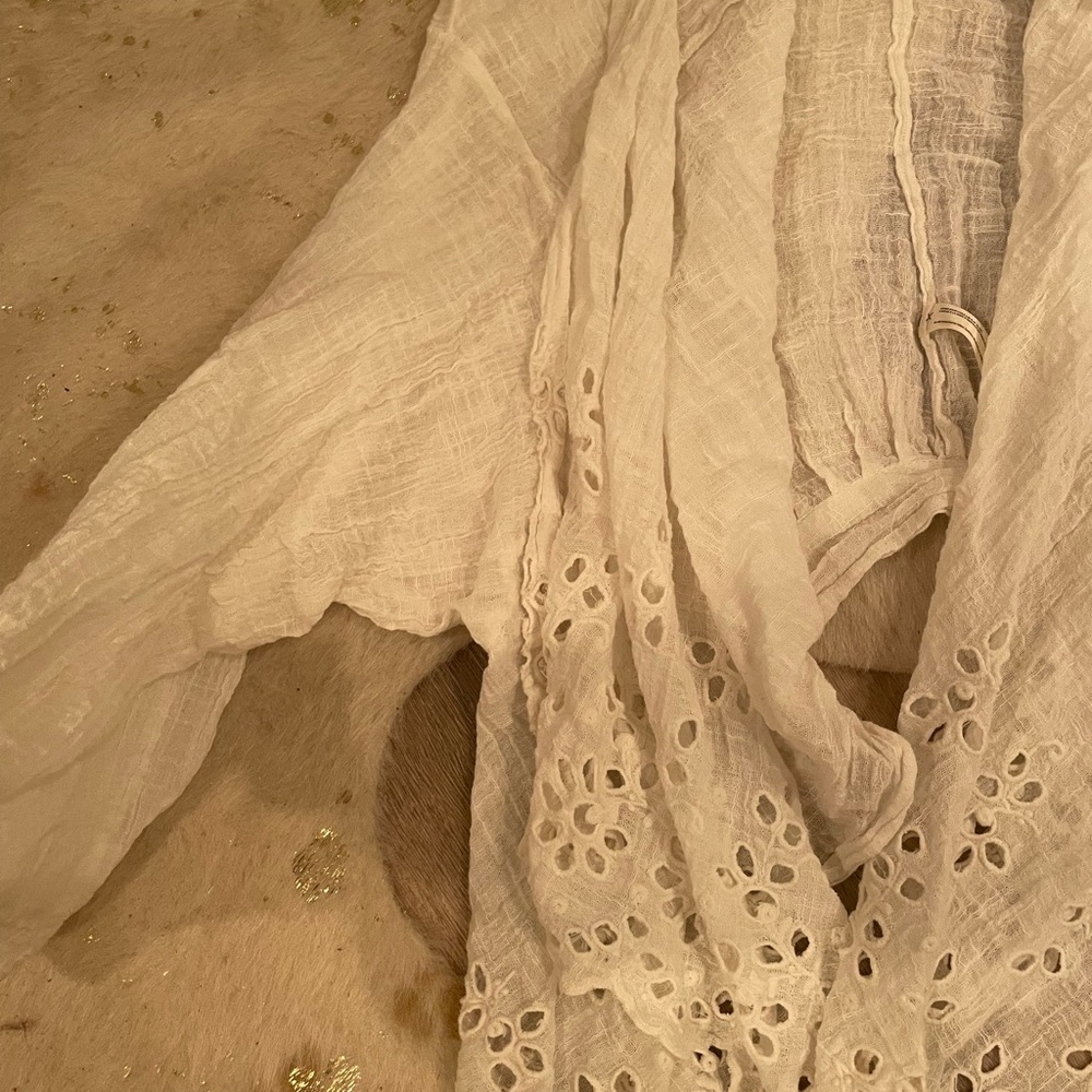 Free people amaira eyelet front shark bite hem open front kimono - Picture 5 of 5